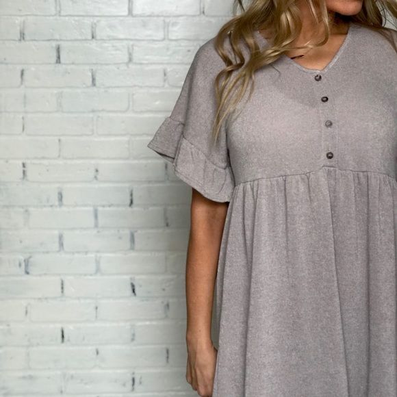 ✨ NEW Scoop-neck dress Ruffle sleeve beige - Picture 2 of 5